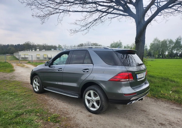 Mercedes-Benz GLE cena 114900 przebieg: 49000, rok produkcji 2017 z Polanów małe 277